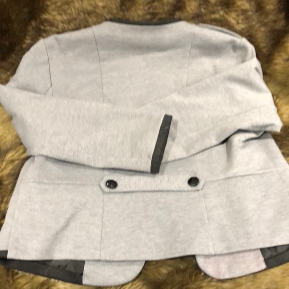 Grey blazer - Picture 3 of 5